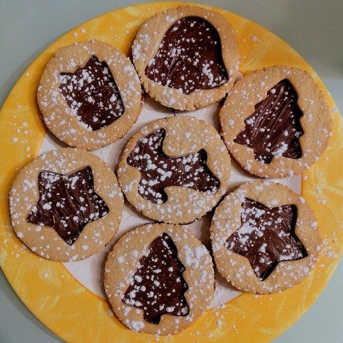Biscuits de noël colorés recipe by Chefclub US daily