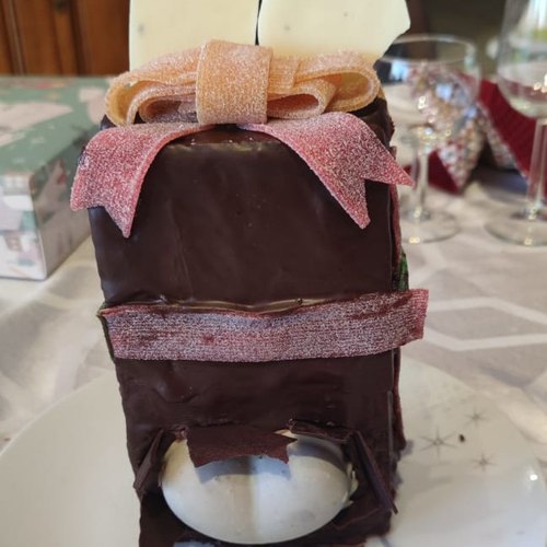 Le gâteau cadeau de Noël des Lapins Crétins, recette pour enfants en vidéo  par Chefclub Kids
