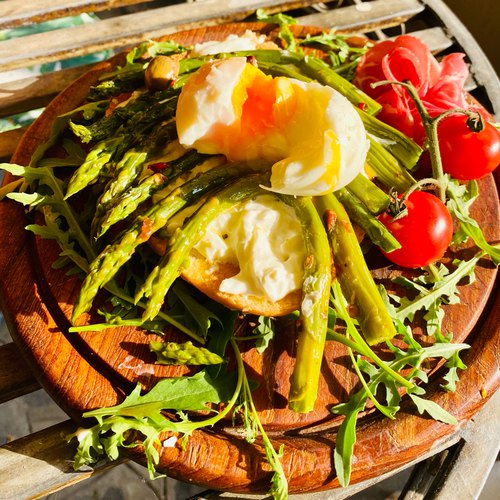 Recette Tartine asperges et œuf mollet - Cuisinovores