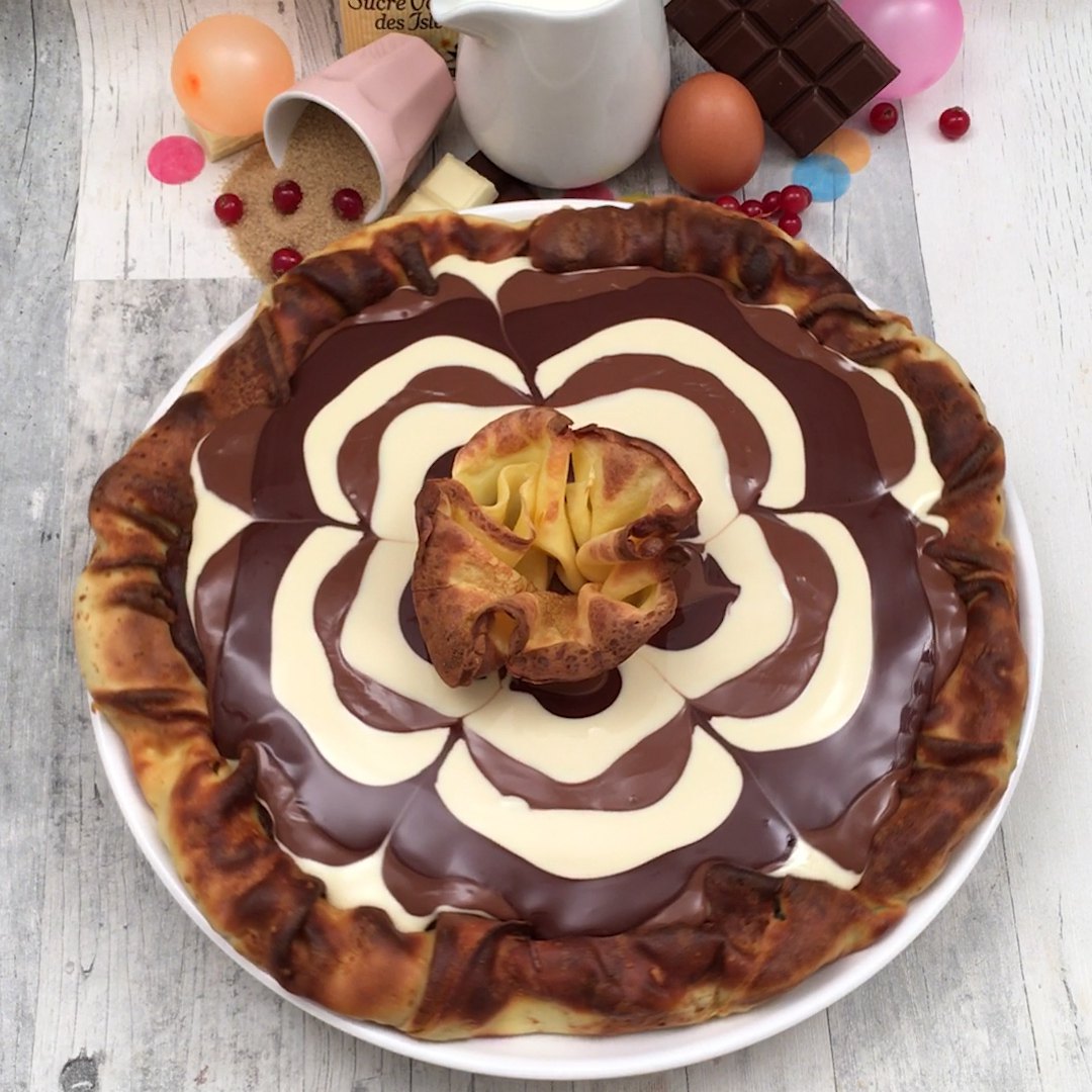 Flor de crepas con chocolate