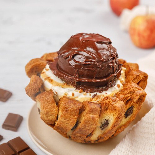 Chocolate Apple Basket