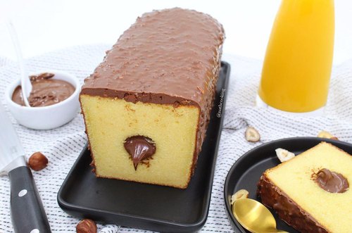 Cake vanille fourré au Nutella