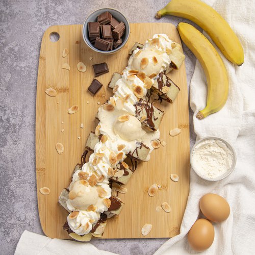 Bananen-Schokoladen-Pfannkuchenrolle