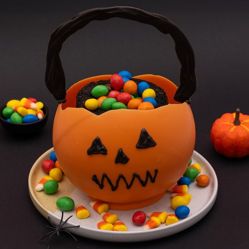 Jack O' Lantern Cake