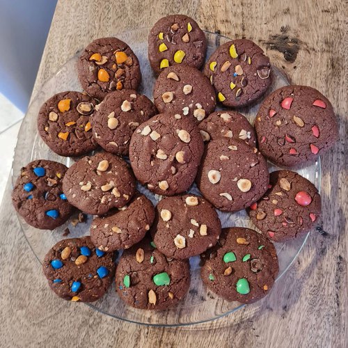 Cookies au chocolat version noisettes & mms