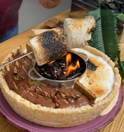 Indoor S'mores Cheesecake