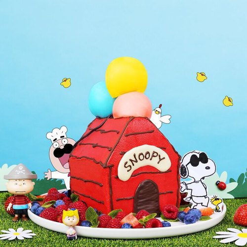La casa de Snoopy con frutos rojos !