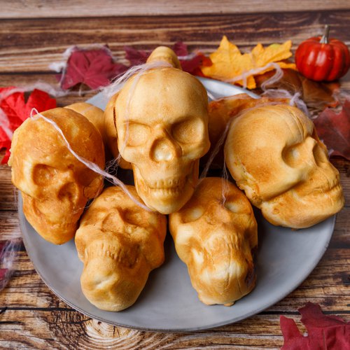 Skull Cakelet Pan - Make Skull-Shaped Cakes, Pizza Rolls, Ice