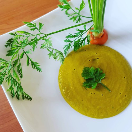 Recette Emulsion de fanes carottes la coriandre sur Chefclub | chefclub.tv