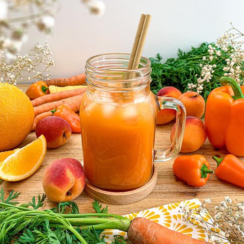 Jus d'orange, carotte, poivron et abricot