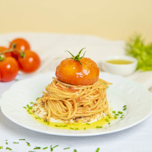 Espaguetis de tomate y mozzarella!