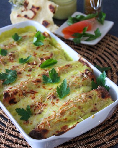 Enchiladas : truite fumée, purée de légumes et béchamel light au curry
