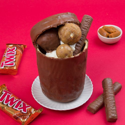 Twix Ice Cream Sundae