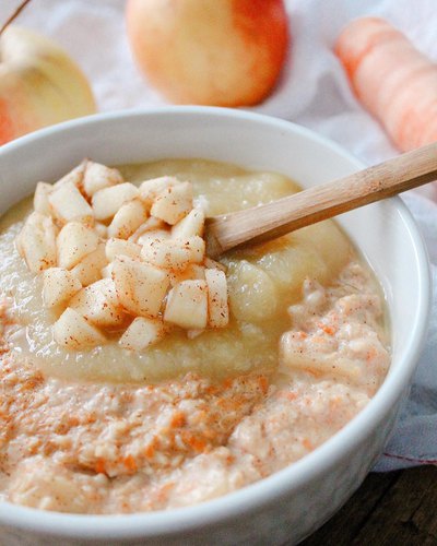 Porridge à la carotte et aux pommes