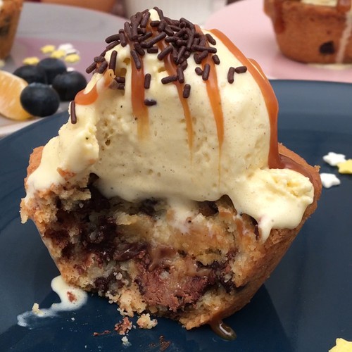 Chocolate Stuffed Cookies, the recipe video by Chefclub