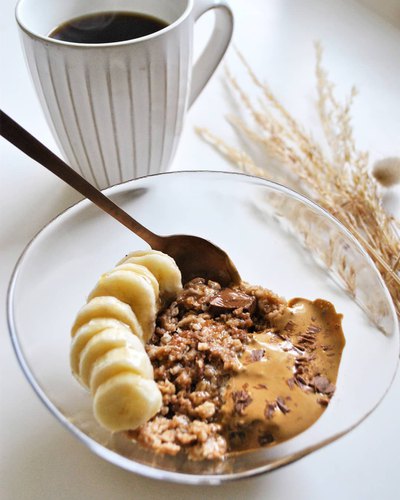 Porridge chocolat, et crème de café façon dalgona