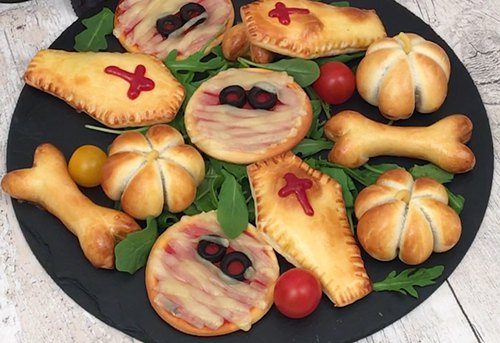 Recipe Halloween Pizza Bites