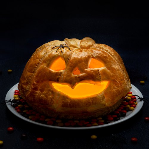 Jack-O-Lantern Pumpkin Pie