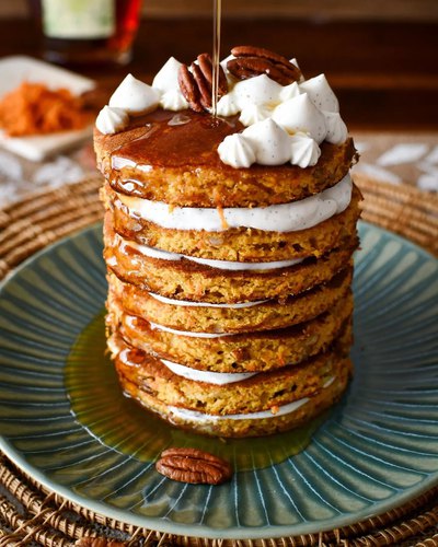 Tour de pancake à la carotte et crème légère
