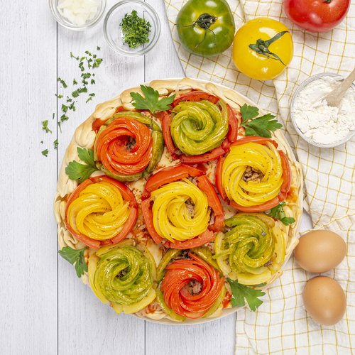 Tomato Flower Pizza