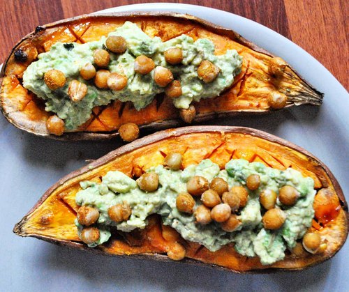 Patate douce farcie avocat pois chiches