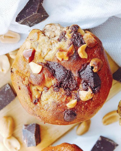 Muffins aux cacahuètes et aux pépites de chocolat