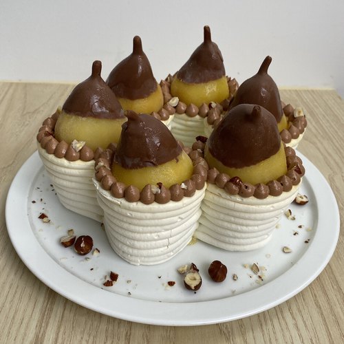 Les Poires Belle Helene Meringuees Sur Chefclub Original Chefclub Tv