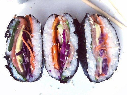Sushi sandwich / onigirazu