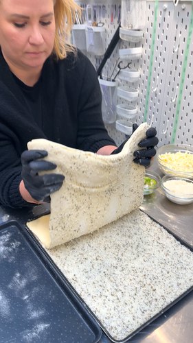 Jalapeño Deep Dish Pizza - scharf und würzig Rezept auf Chefclub ...