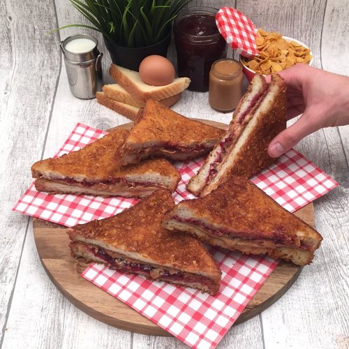 deep fried peanut butter and jelly