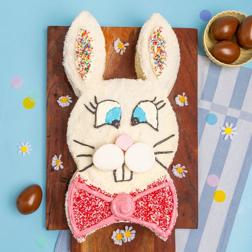Bunnylicious Easter Cake