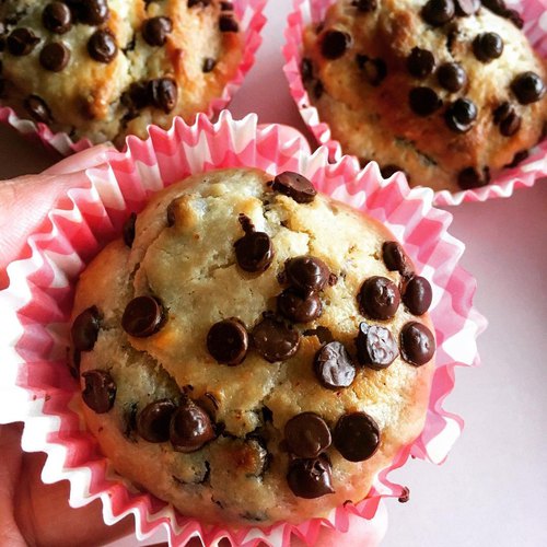 Muffins au yaourt végétal et chocolat