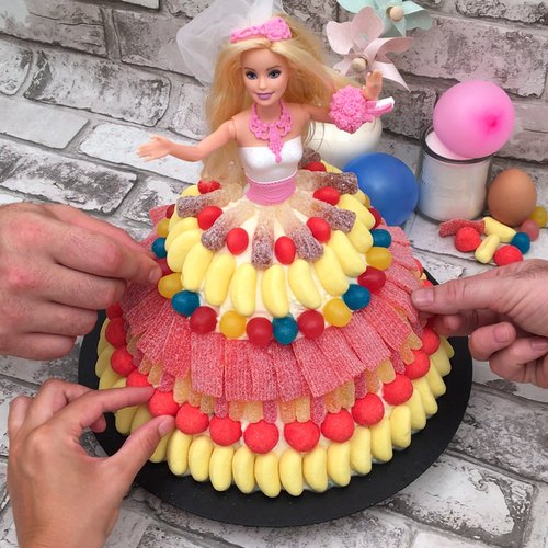 Gateau Barbie Bonbons Et Autres Recettes Pour Enfants Par Chefclub Kids